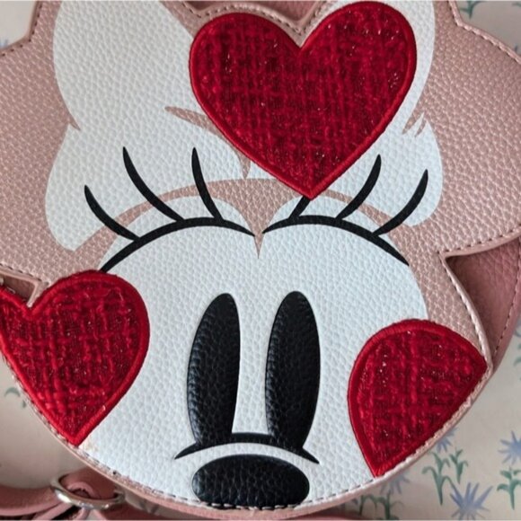Danielle Nicole Disney Minnie Mouse Hearts Crossbody Bag Pink Red Valentines - Picture 3 of 6